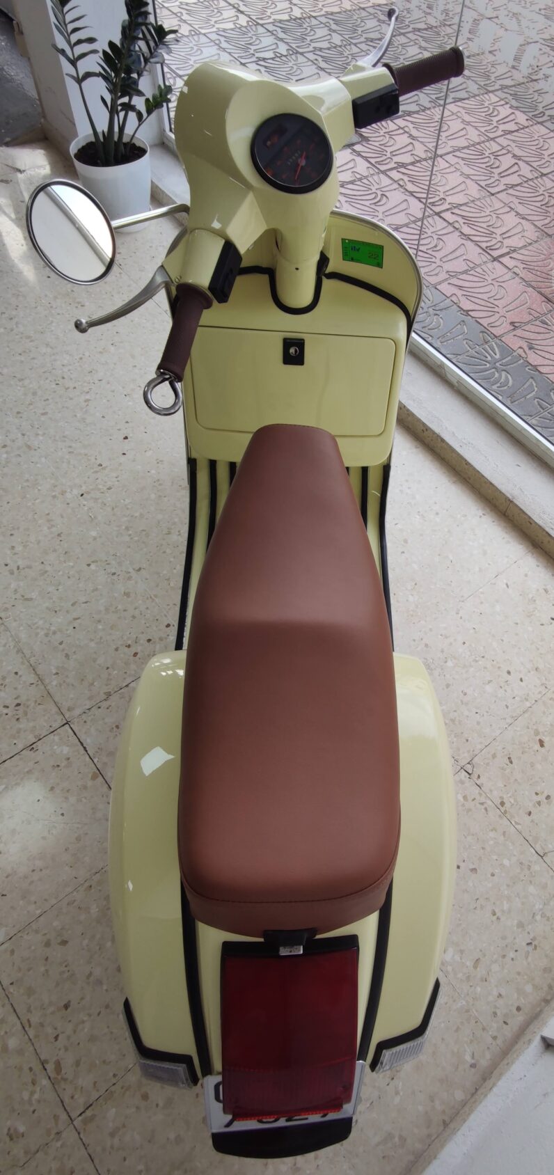 Vespa 200 Iris