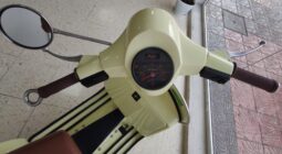 
										Vespa 200 Iris full									