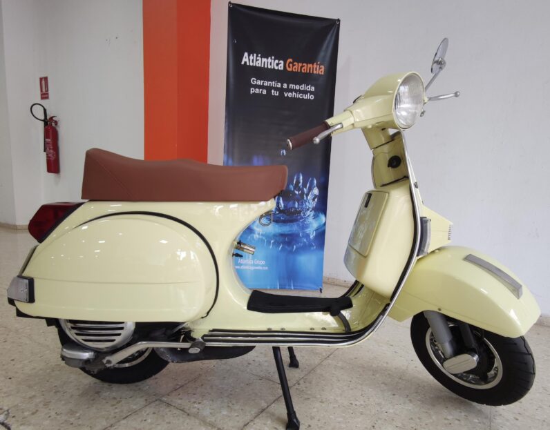 Vespa 200 Iris