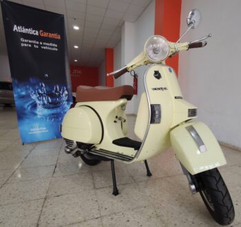 Vespa 200 Iris