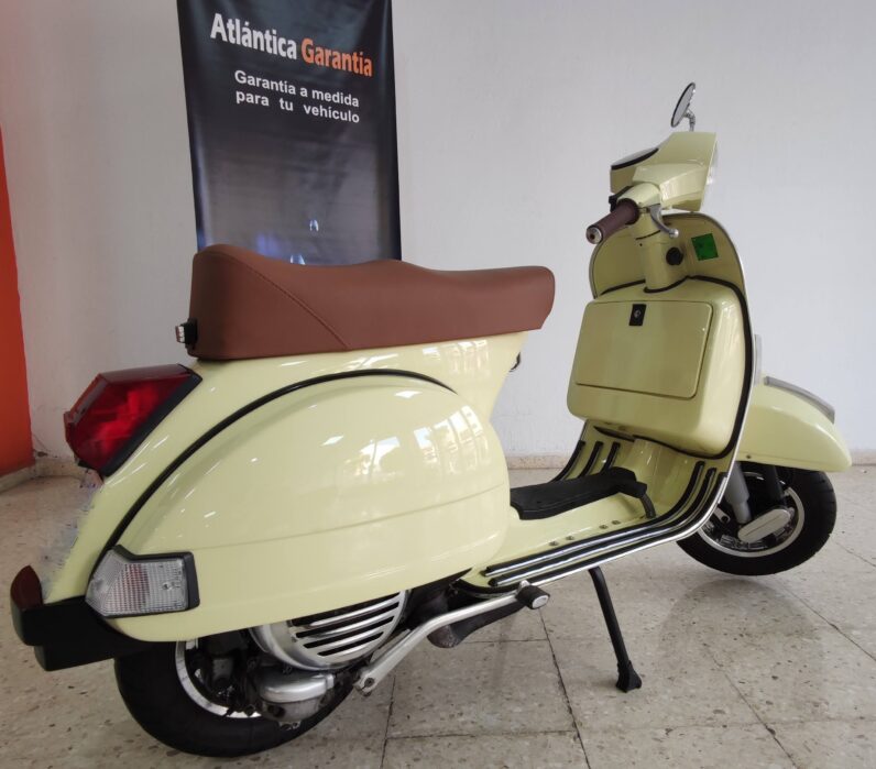 Vespa 200 Iris