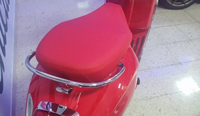 
								Vespa Primavera 50 cc full									