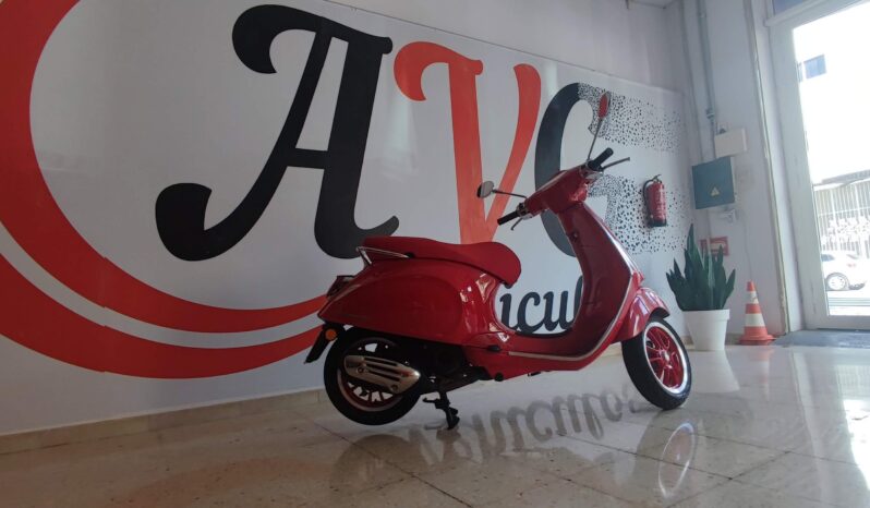 
								Vespa Primavera 50 cc full									