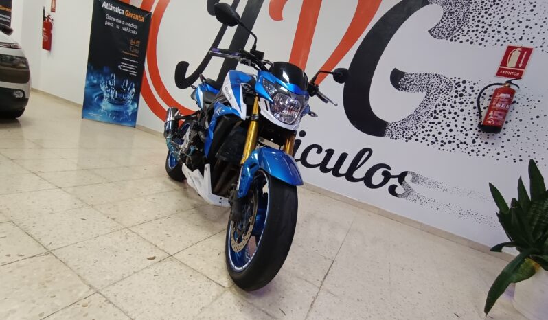 
								Suzuki GSR750 full									