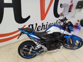 Suzuki GSR750