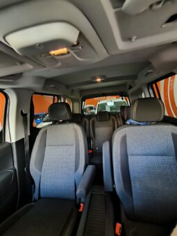 
										Peugeot Rifter 1.5 BlueHDI GT LINE full									