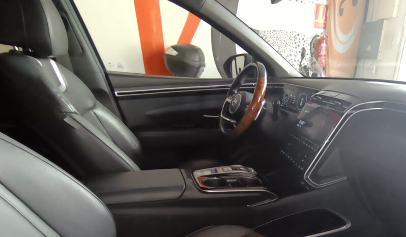 
								TUCSON 1.6 HYBRID full									