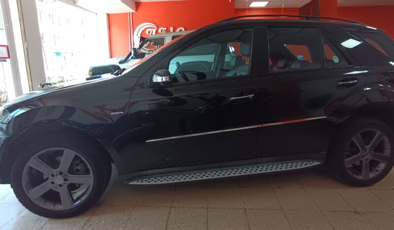 
								MERCEDES 320 CDI 4MATIC EDITION full									
