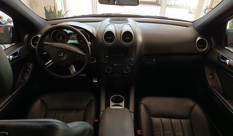 
								MERCEDES 320 CDI 4MATIC EDITION full									
